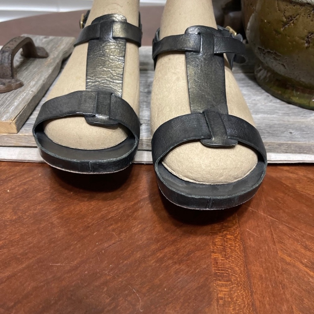 Kork-Ease ruby T-Strap Comfort Sandals - Picture 2 of 7